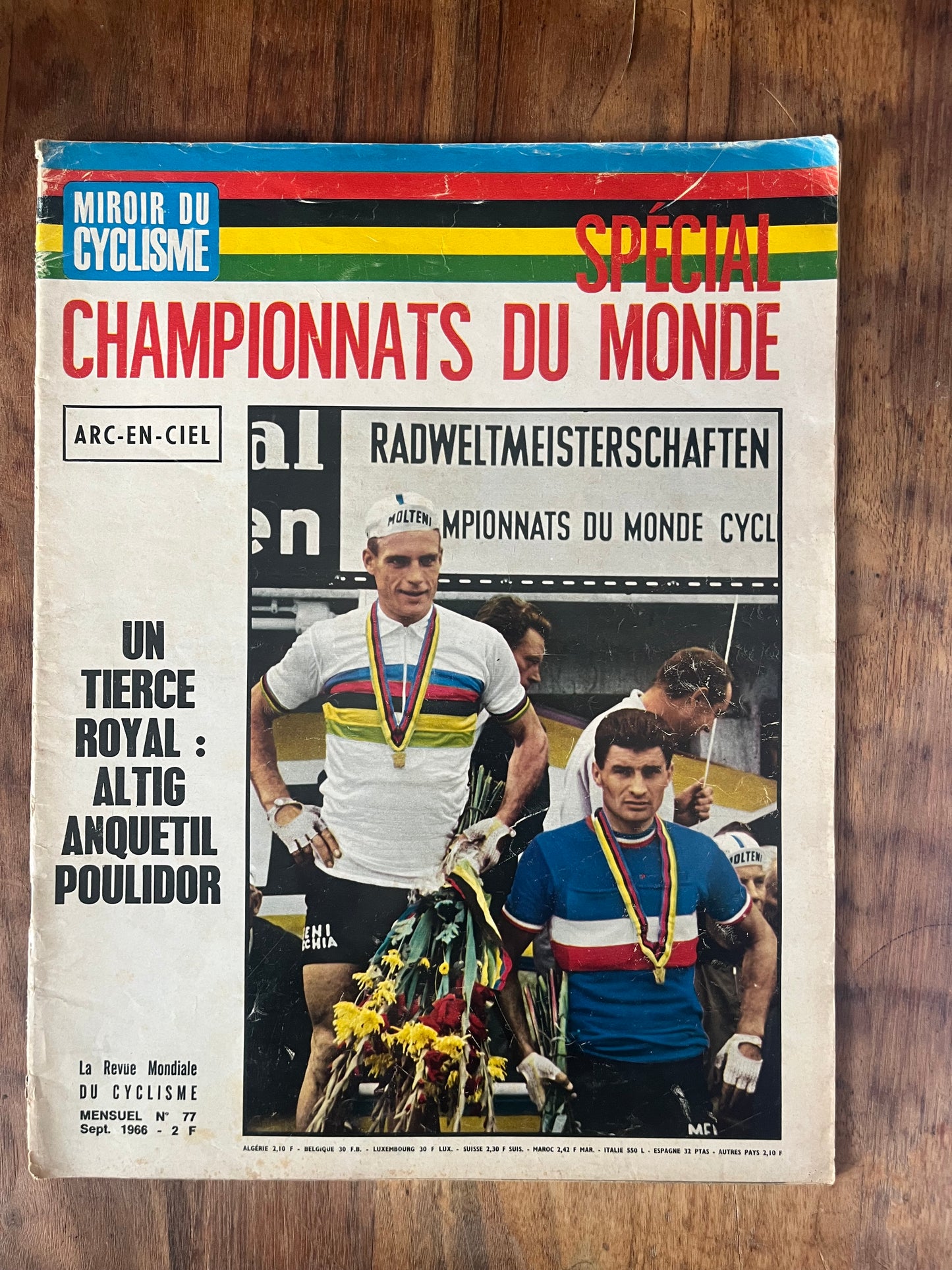 Vintage Tour de France cycling print c1966