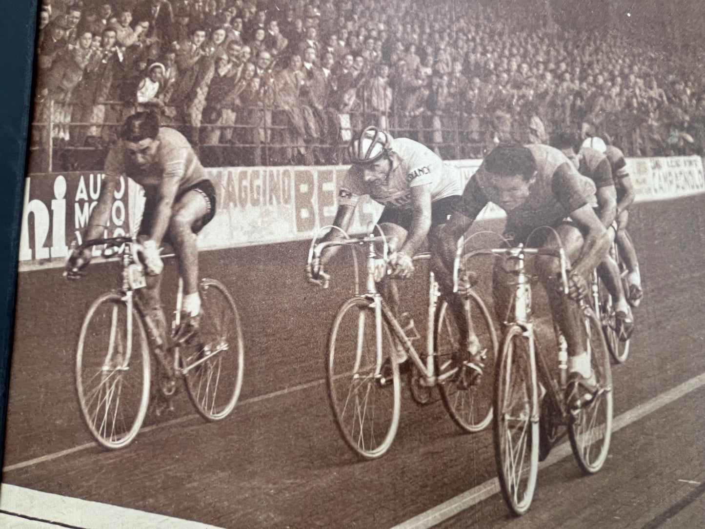 Fausto Coppi / Louison Bobet vintage cycling print 1951 le sprint au Vigorelli