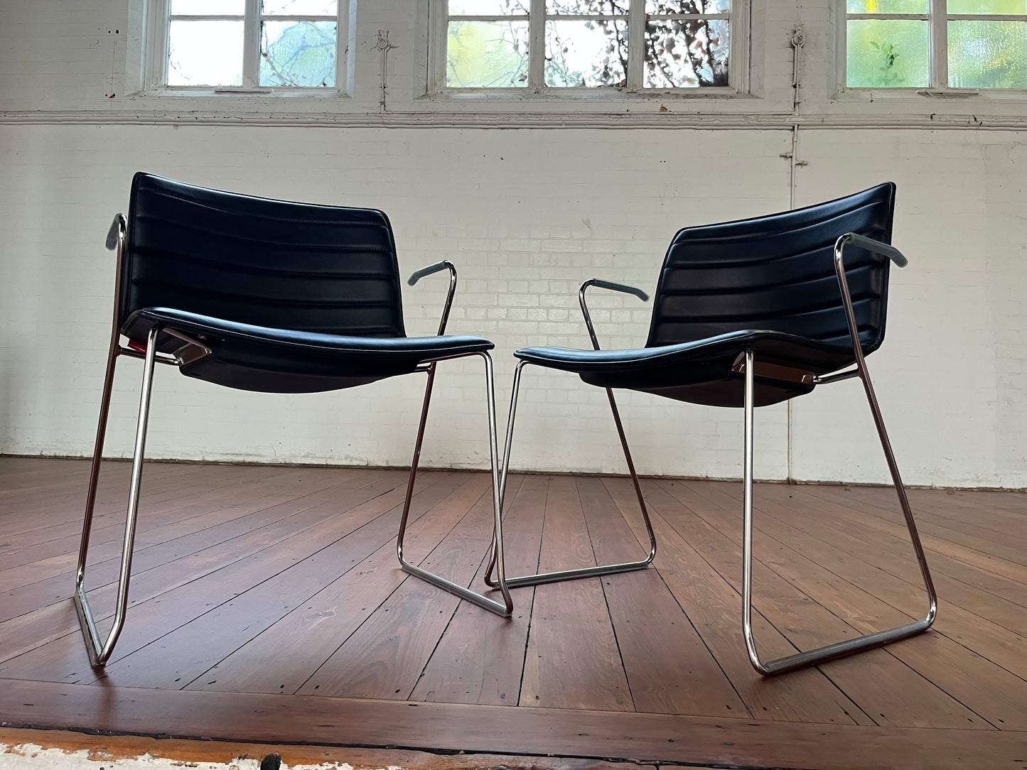 ARPER CATIFA 53 STUDIO CHAIR BLACK LEATHER