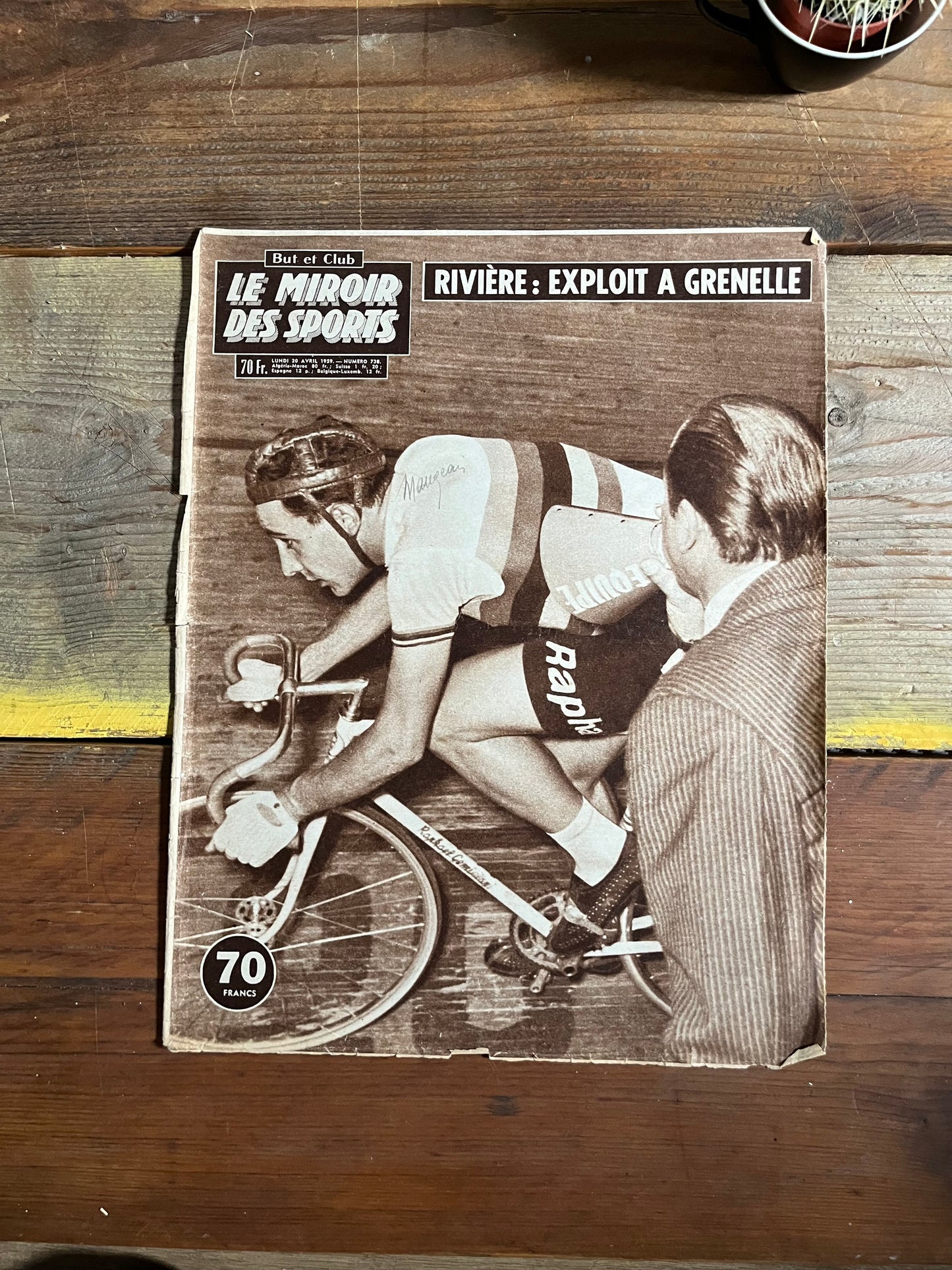 Vintage Cycling Print - Roger Rivière, St Raphael Pista, Original, 1959