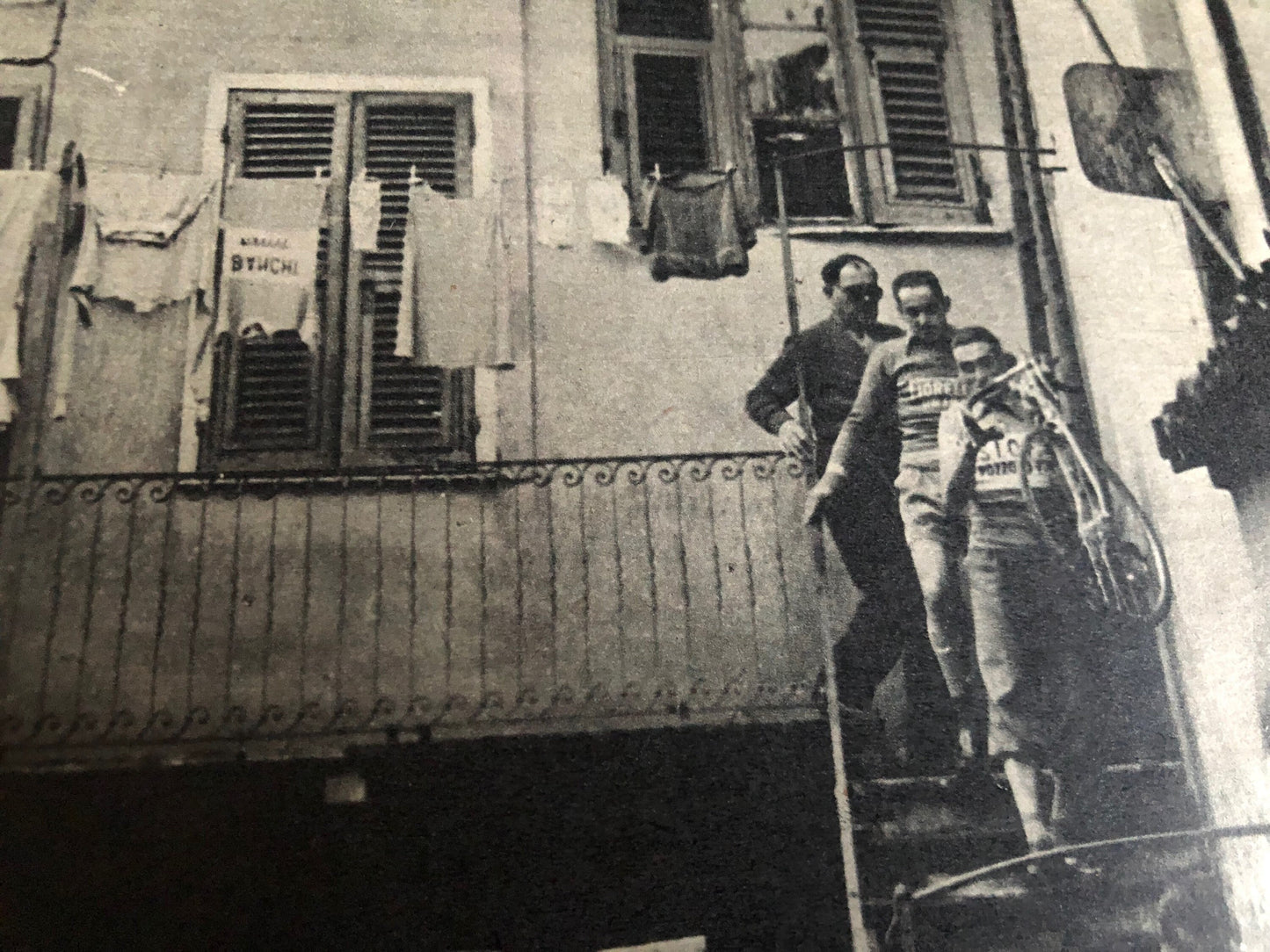 Vintage Cycling Print - La Casa del Mago, Bianchi Team, c1950