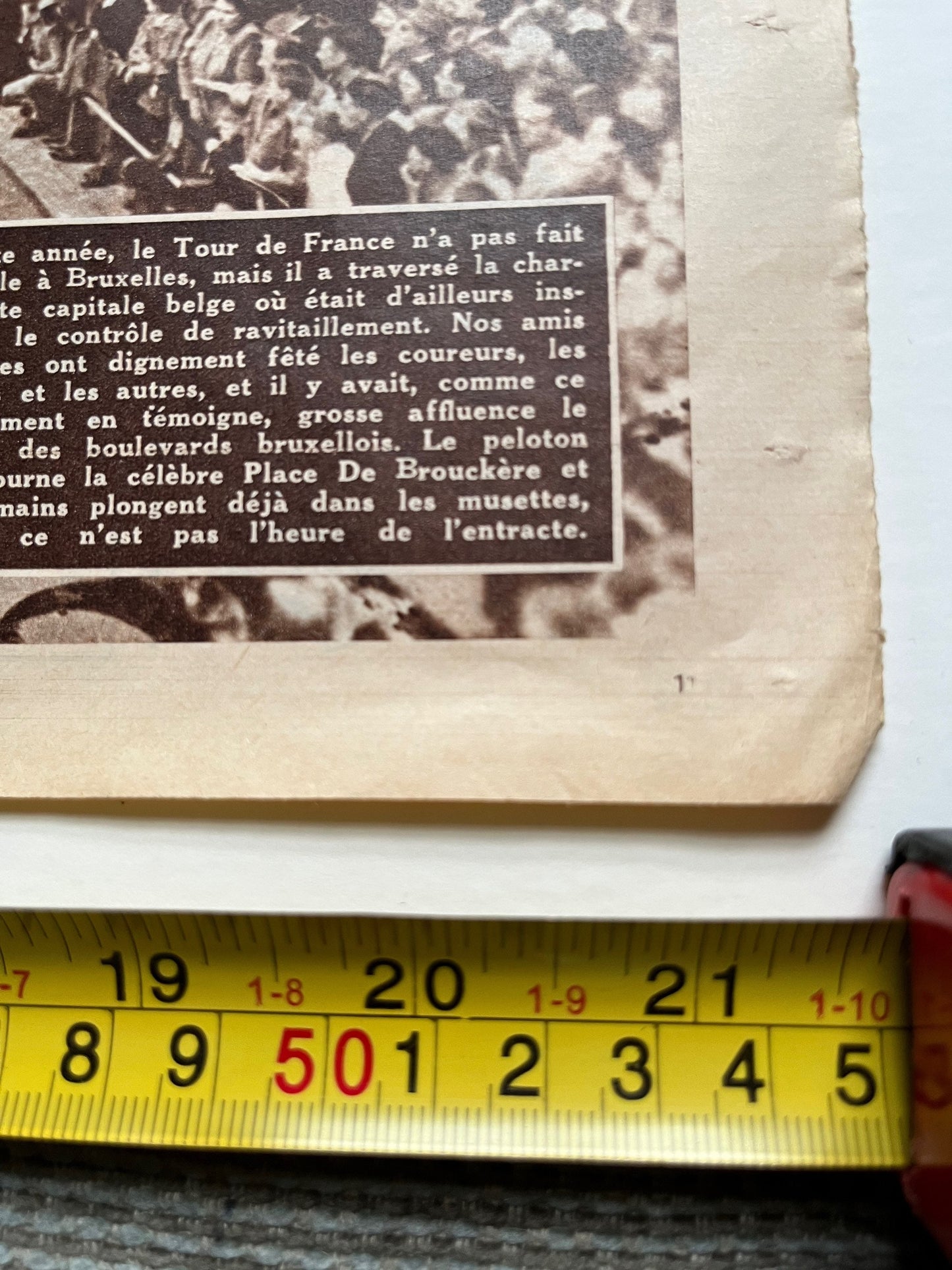 Vintage Cycling Print - Brussels, Tour de France,  Original 1950s