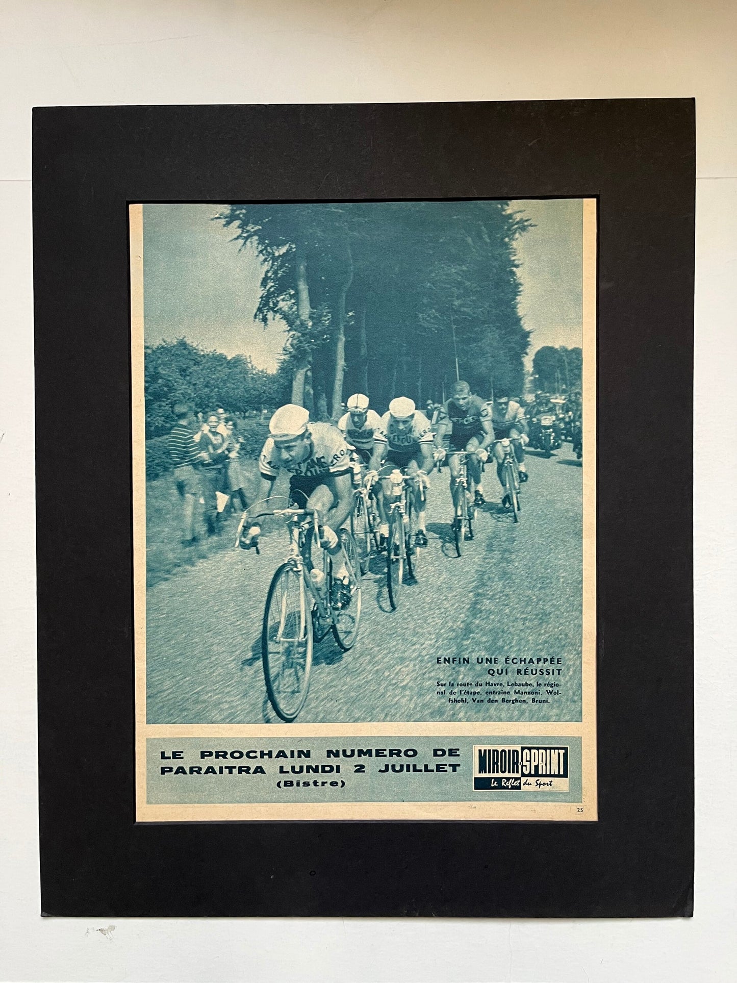Vintage Tour de France cycling print - 1962