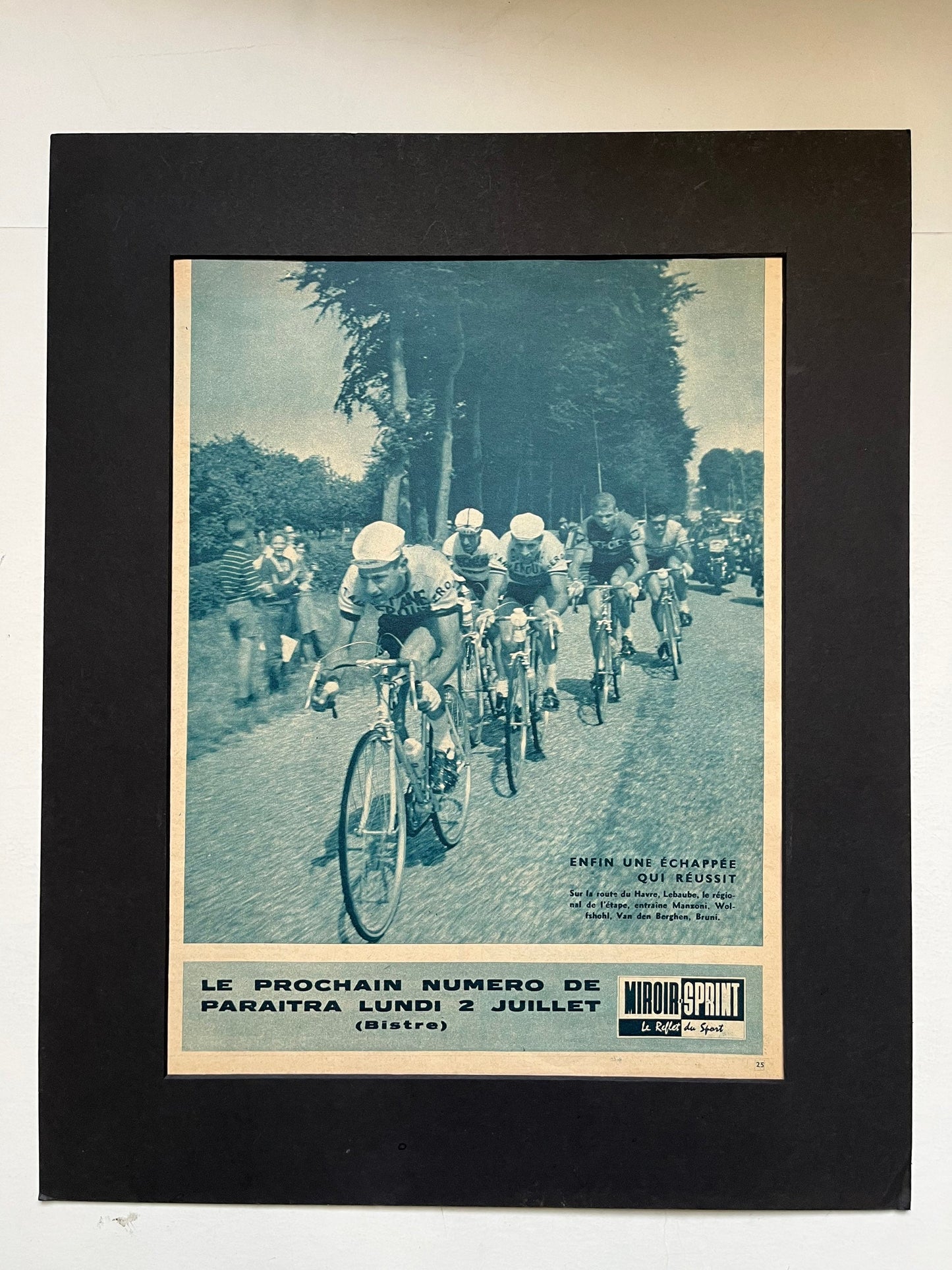 Vintage Tour de France cycling print - 1962