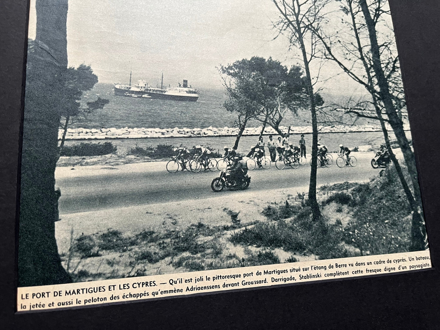 Vintage Cycling Print - Tour de France, Porte de Martigues et Cypres, Original 1960
