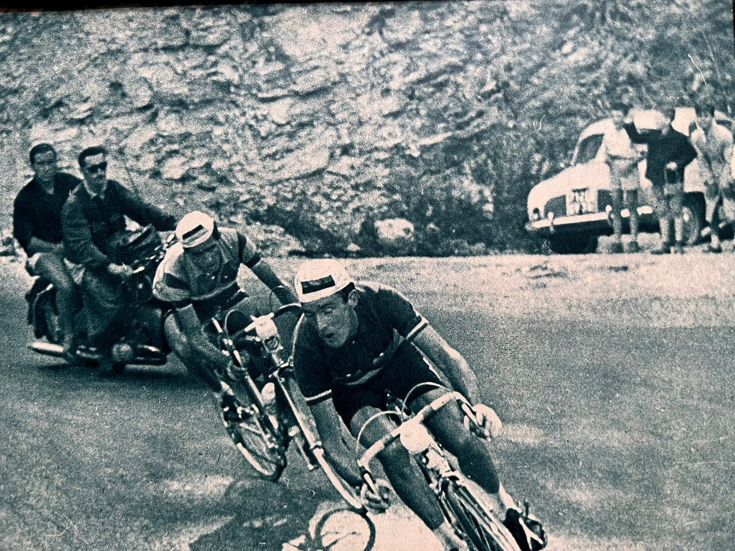 Vintage Cycling Print - Tour de France, Charly Gaul, Federico Bahamontes, Original 1958