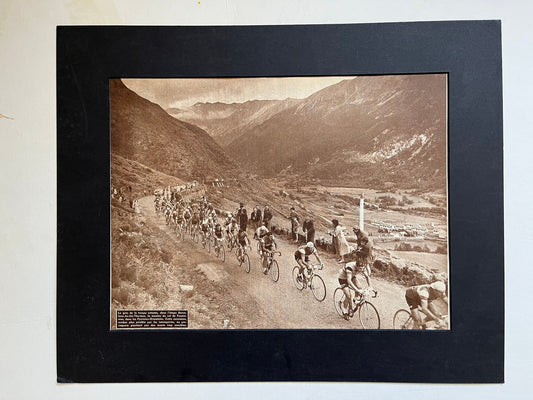 Vintage Cycling Print - Tour de France, Vol du Puymorens, Original 1950s