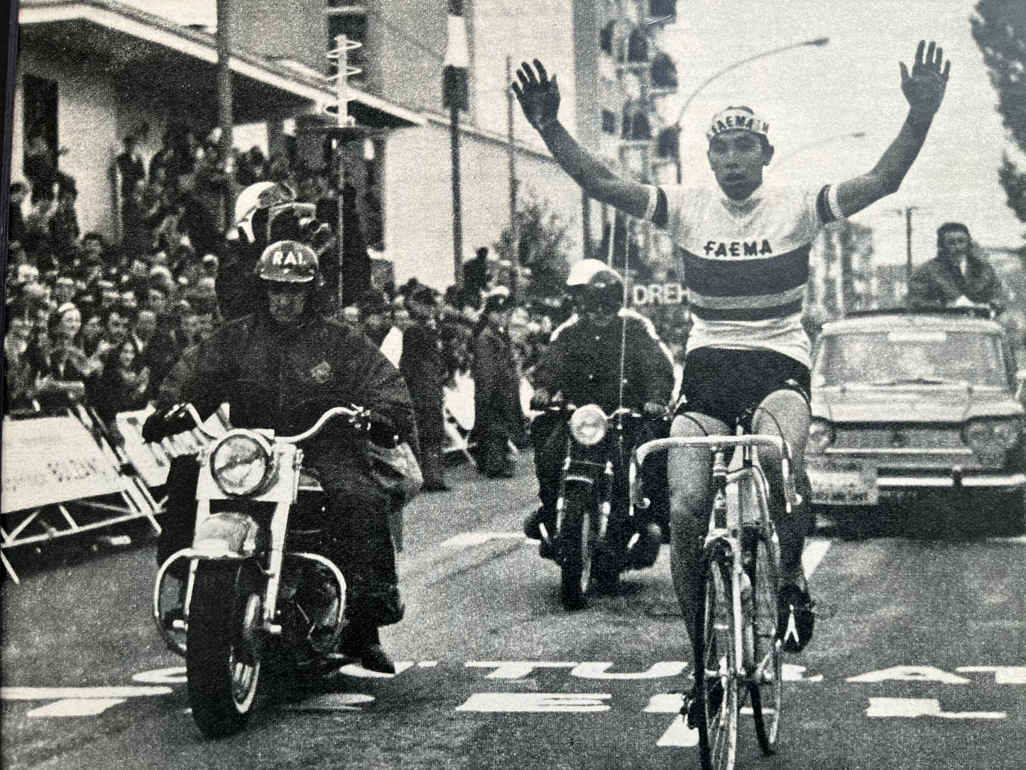 Vintage Cycling Print - Giro d’Italia, Eddy Merckx, Original 1968