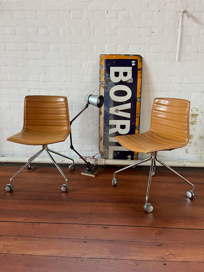 Arper Catifa 46 leather studio / office chair - Tan
