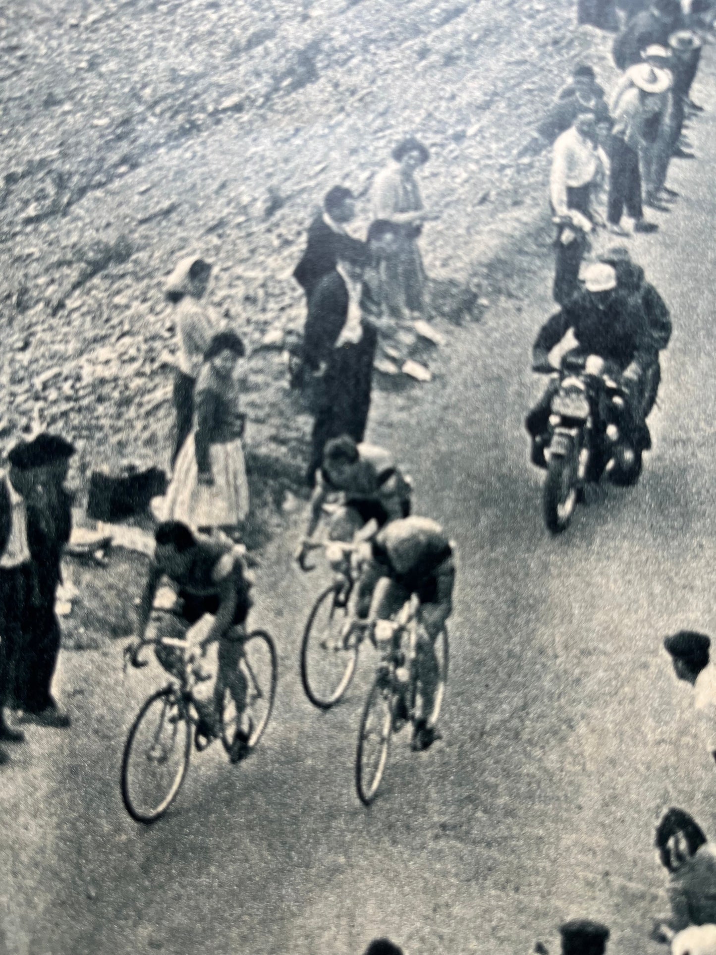 (Copy Vintage Cycling Print - Tour de France, Tourmalet Peloton, Original 1959