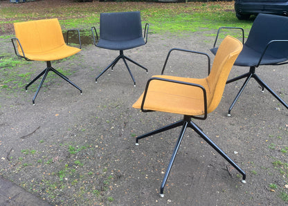 ARPER CATIFA 53 SWIVEL CHAIR STUDIO / OFFICE Mustard yellow