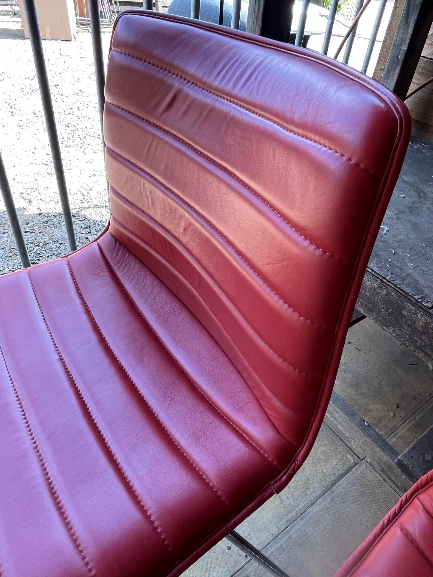 ARPER CATIFA 46 STUDIO / OFFICE CHAIR RED LEATHER