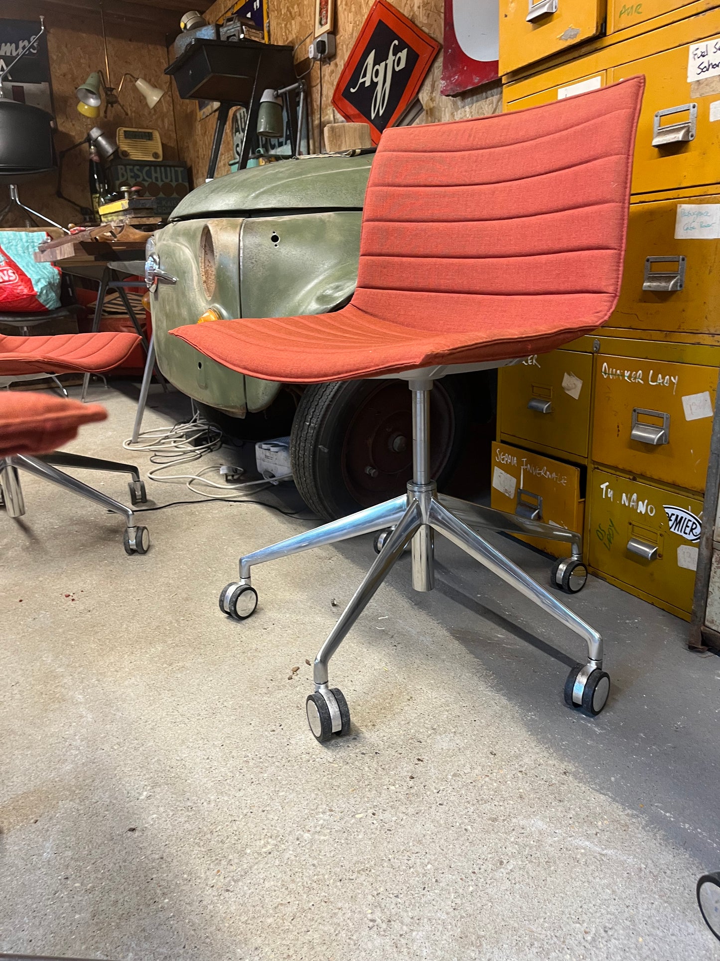 ARPER CATIFA 53 SWIVEL CHAIR STUDIO / OFFICE