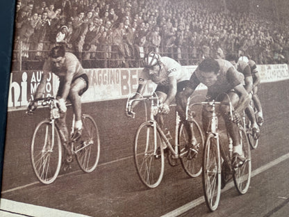 Fausto Coppi / Louison Bobet  vintage cycling print 1951 le sprint au Vigorelli