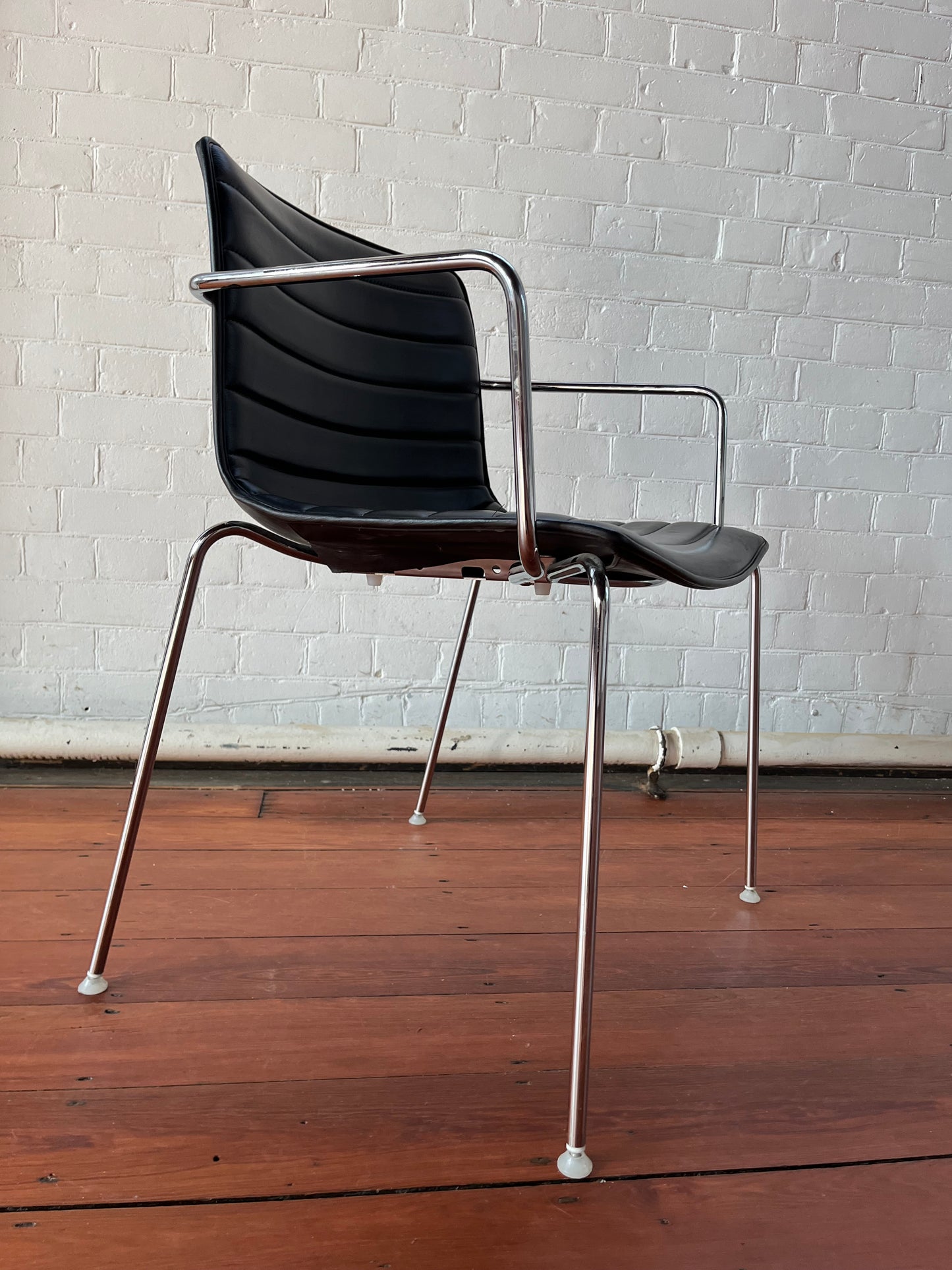 ARPER CATIFA 53 CHAIR  BLACK  LEATHER STUDIO / OFFICE / DINING