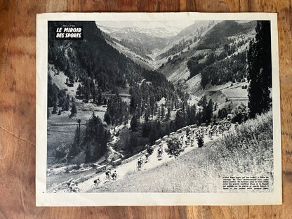 Vintage Tour de France cycling print c1958