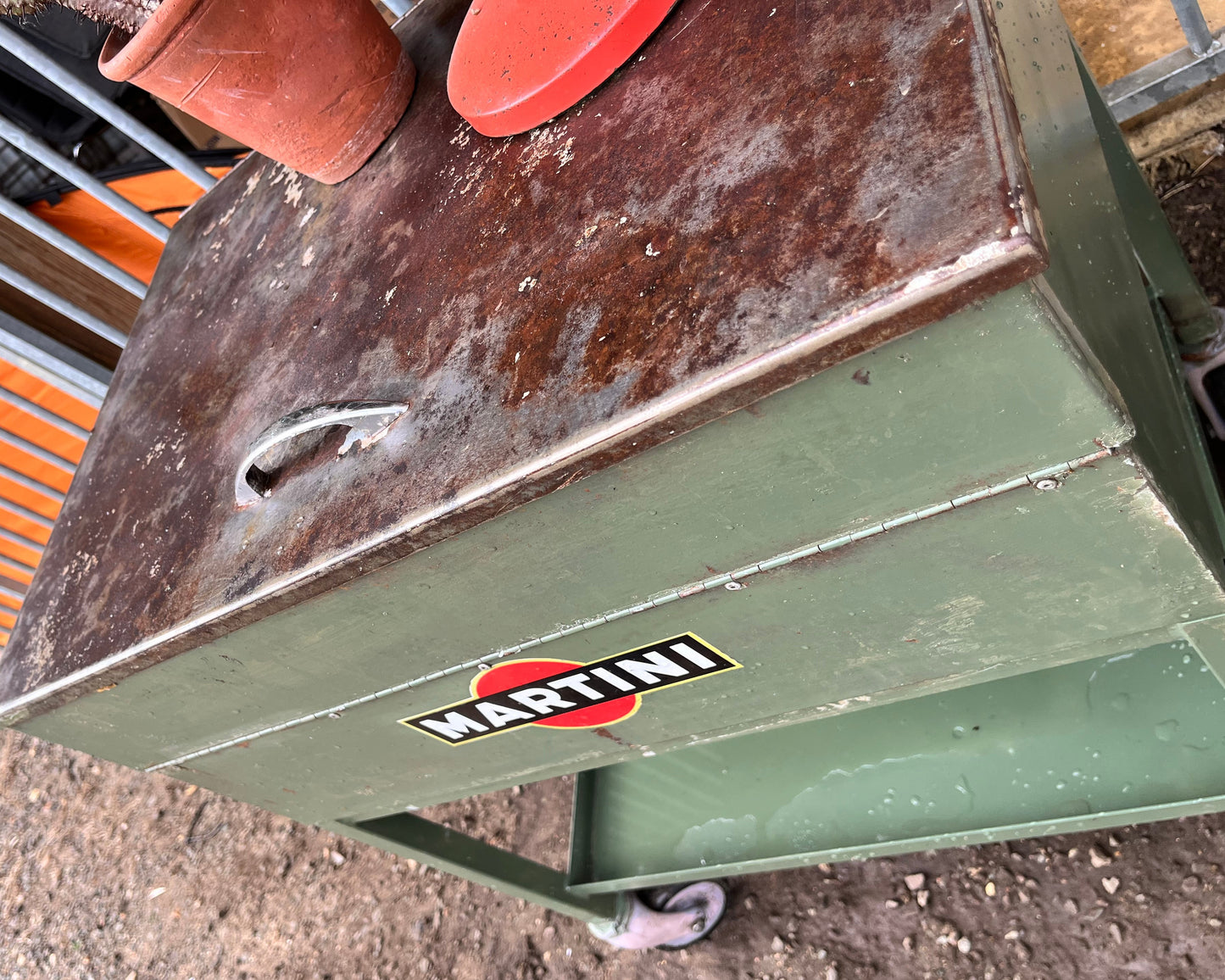 Vintage Martini logo drinks trolley army green