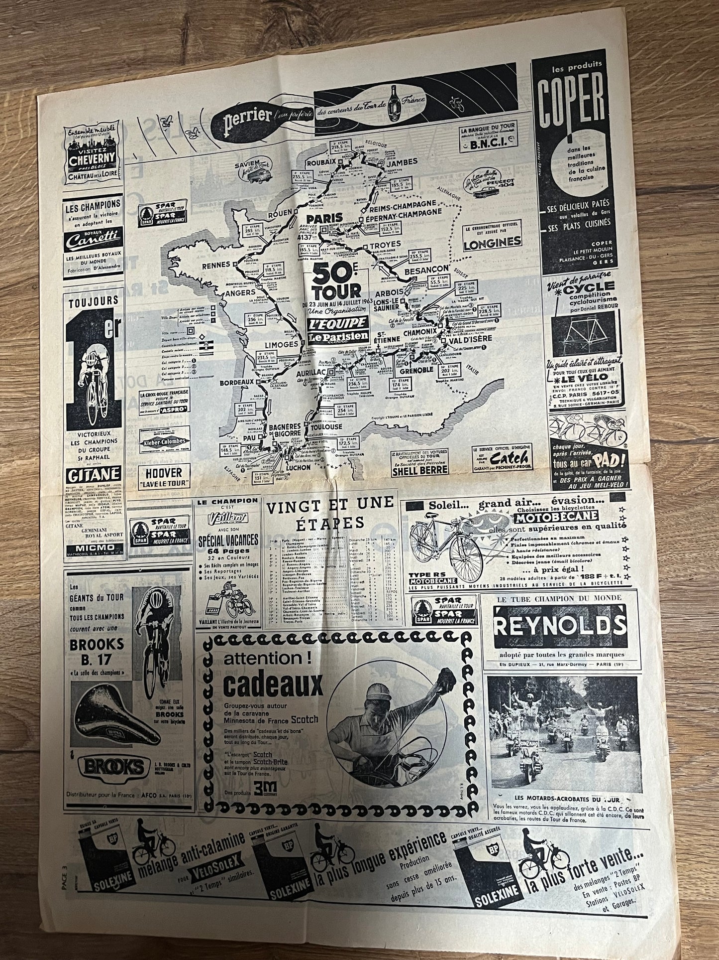Tour de france / Perrier vintage route map 1963