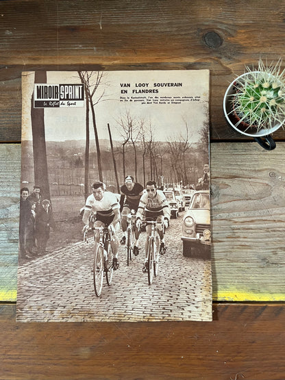 Vintage Cycling Print - Tour de Flanders, Tom Simpson, Rik Van Looy Original c1961