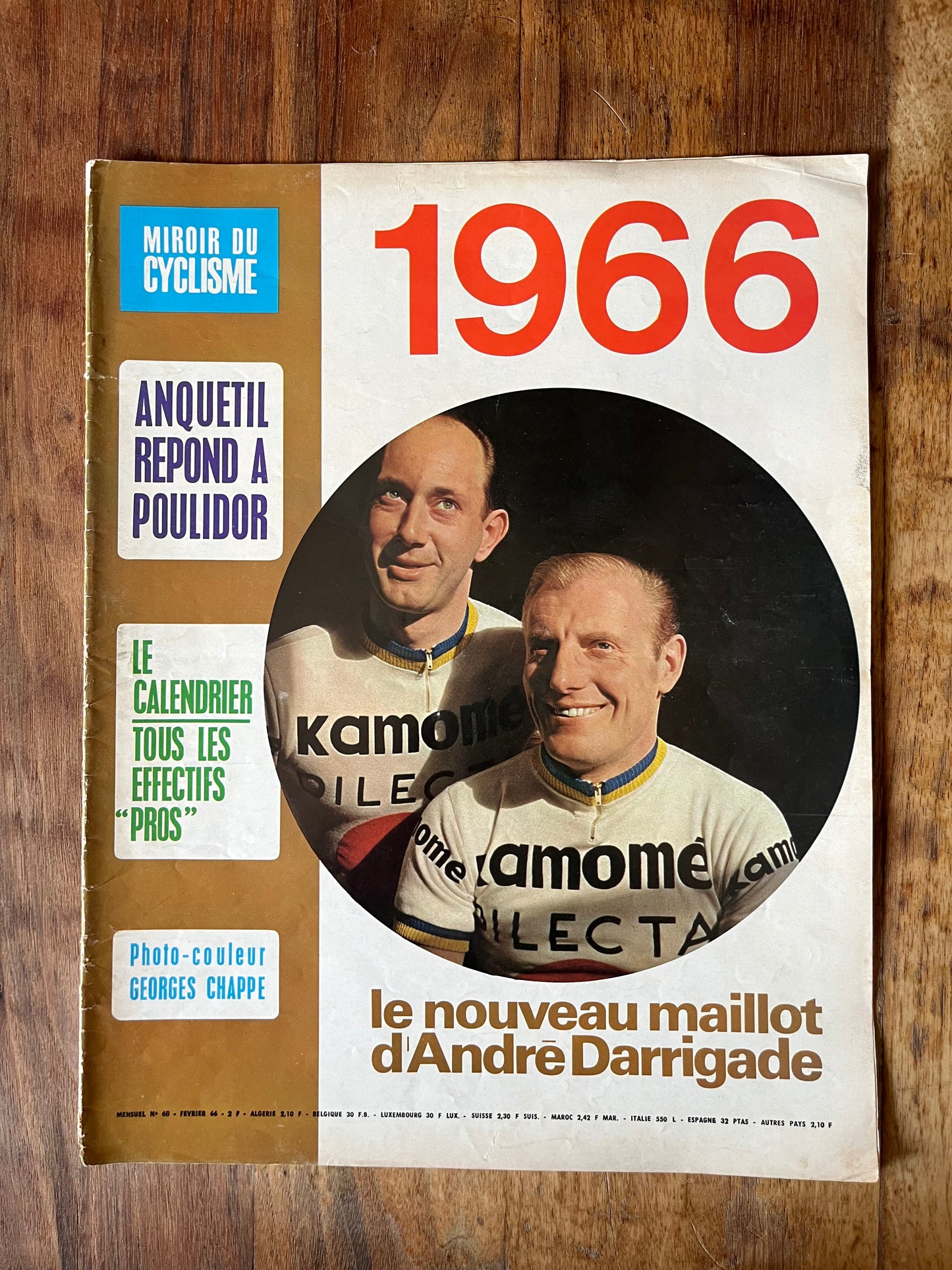 Vintage Tour de France cycling print c1966