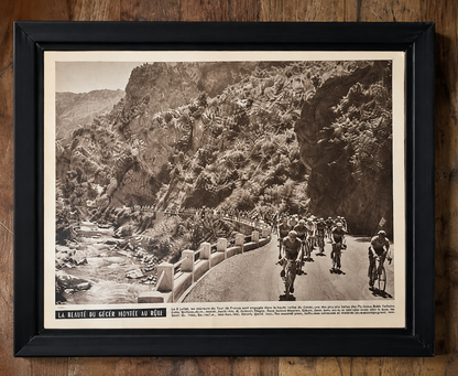 Vintage Tour de France cycling print c1951 Gorges de Cavirac
