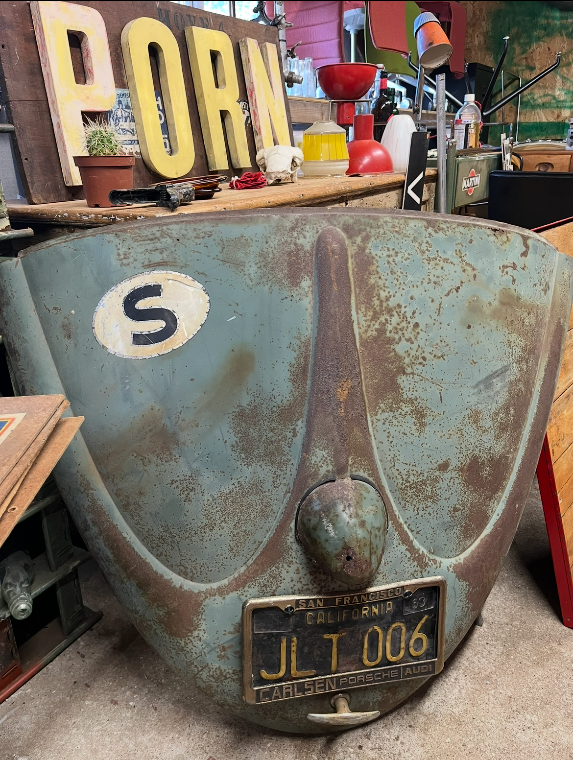 VW Beetle W decklid 1950s Oval window display item