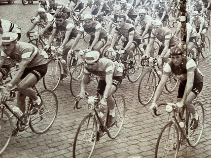 Vintage Cycling Print - Roubaix stage Tour de France, Original 1950s