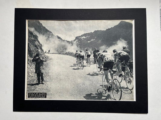 Vintage Cycling Print - Tour de France, Tourmalet Peloton, Original 1961