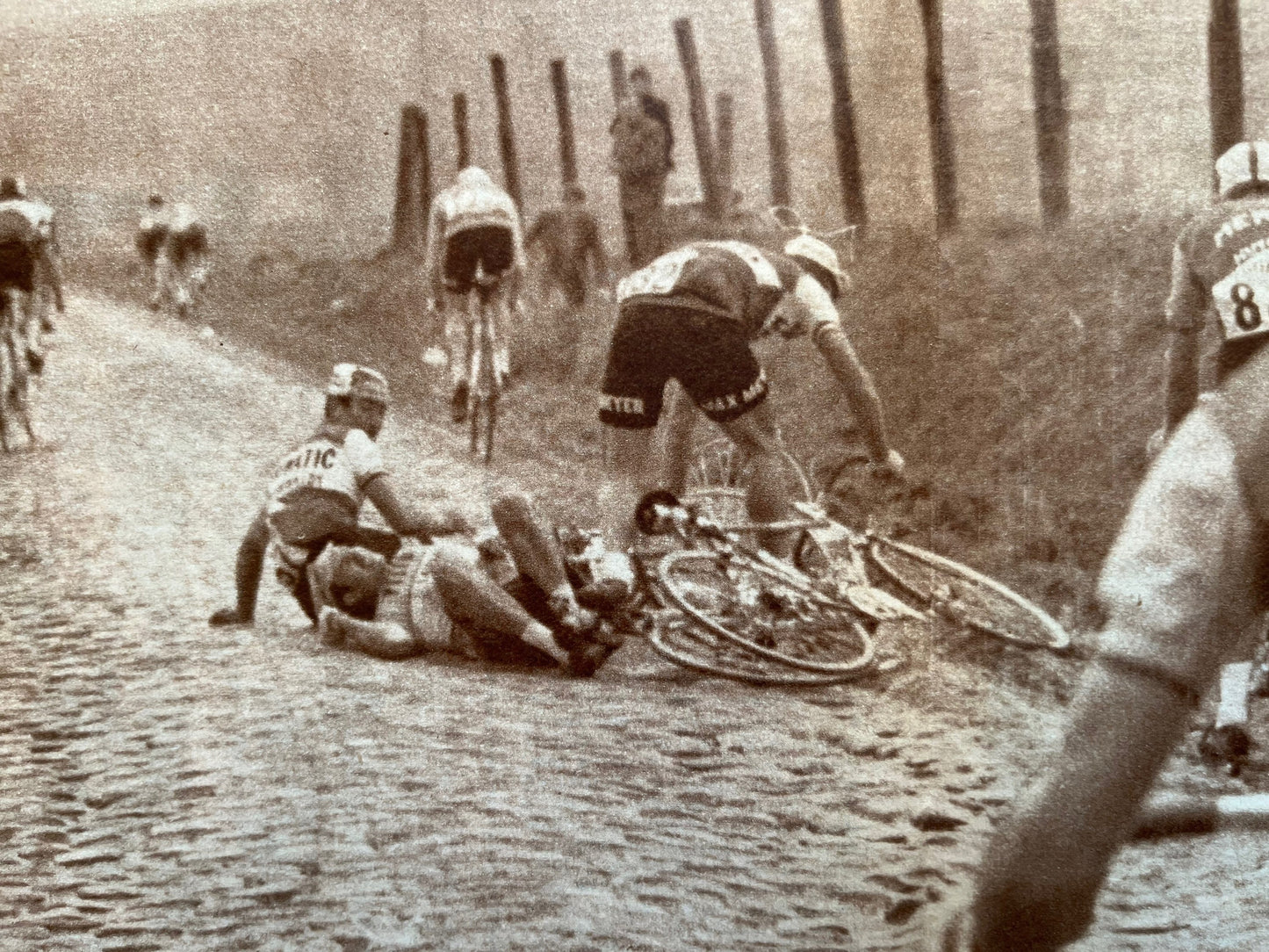 Vintage Cycling Print - Paris Roubaix, Original 1967