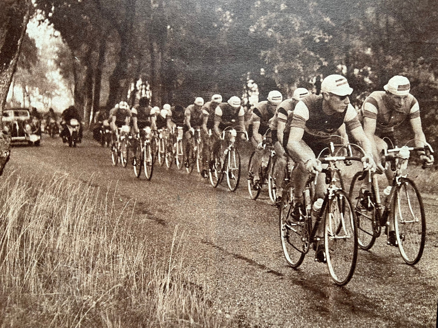 Vintage Cycling Print - Tour de France Peloton, Bayonne, Original 1950